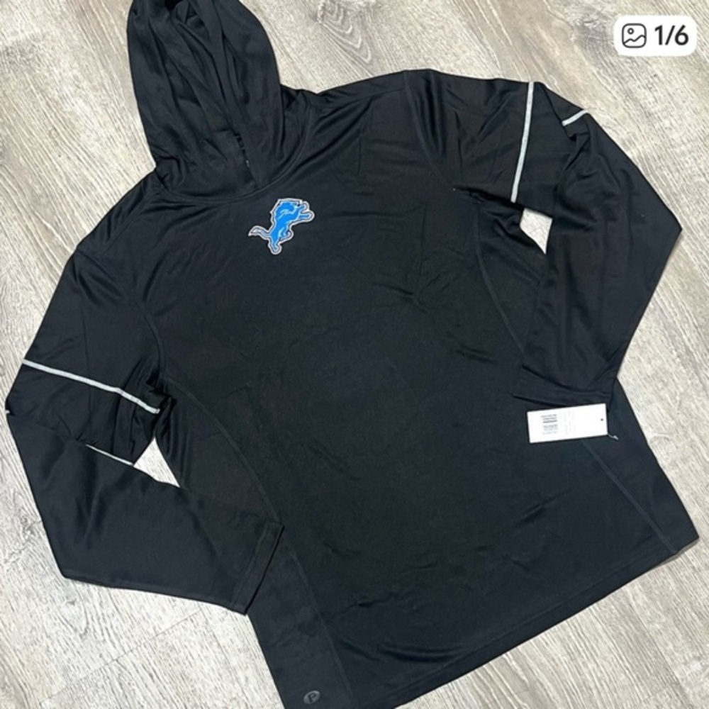 Detroit Lions Medium Black Hooded Sweatshirt with Blue Logo